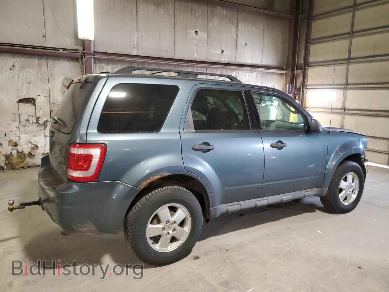 2011 FORD ESCAPE - VIN: 1FMCU9DG6BKB10826 - Фото 3