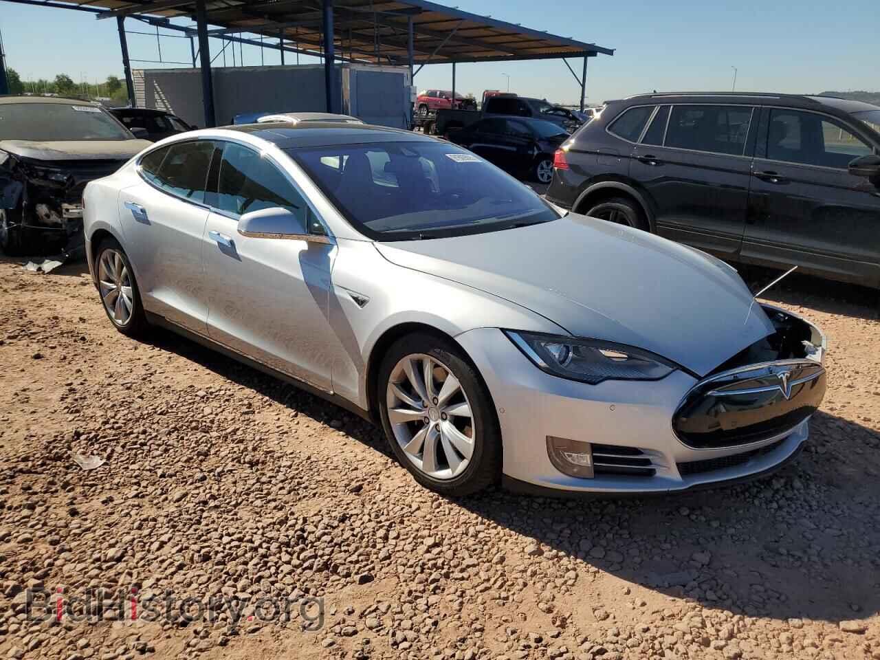 2015 TESLA MODEL S - VIN: 5YJSA1E26FF117212 - Photo 4