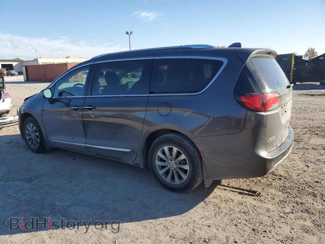 2019 CHRYSLER PACIFICA - VIN: 2C4RC1BG5KR628949 - Photo 2