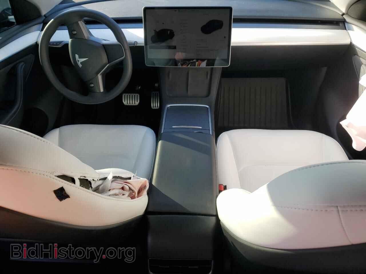 2024 TESLA MODEL Y - VIN: 7SAYGDEF8RF024468 - Photo 8