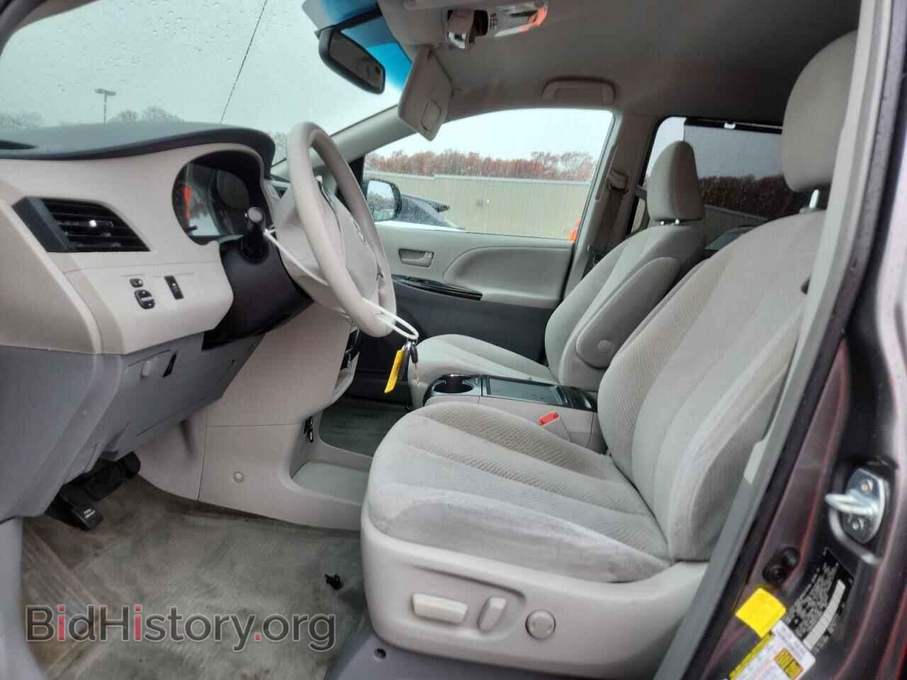2012 TOYOTA All Models - VIN: 5TDKK3DC6CS176481 - Фото 7