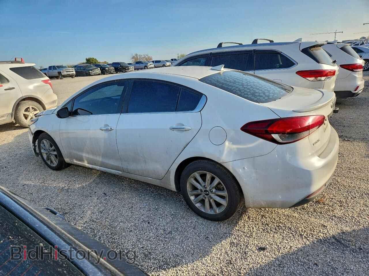 2017 KIA FORTE - VIN: 3KPFL4A7XHE076848 - Фото 2