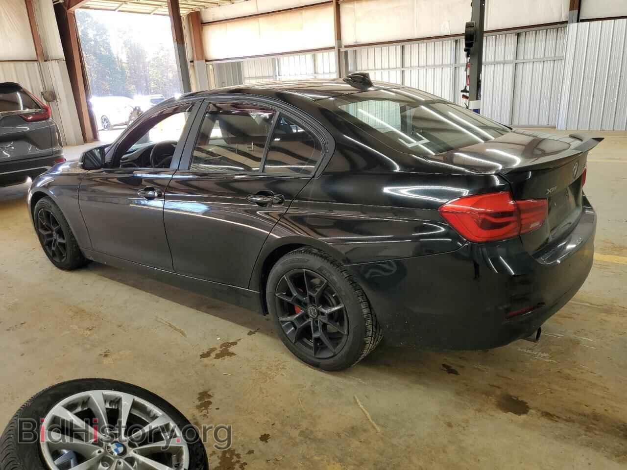 2016 BMW 3 SERIES - VIN: WBA8E5G58GNT41949 - Фото 2