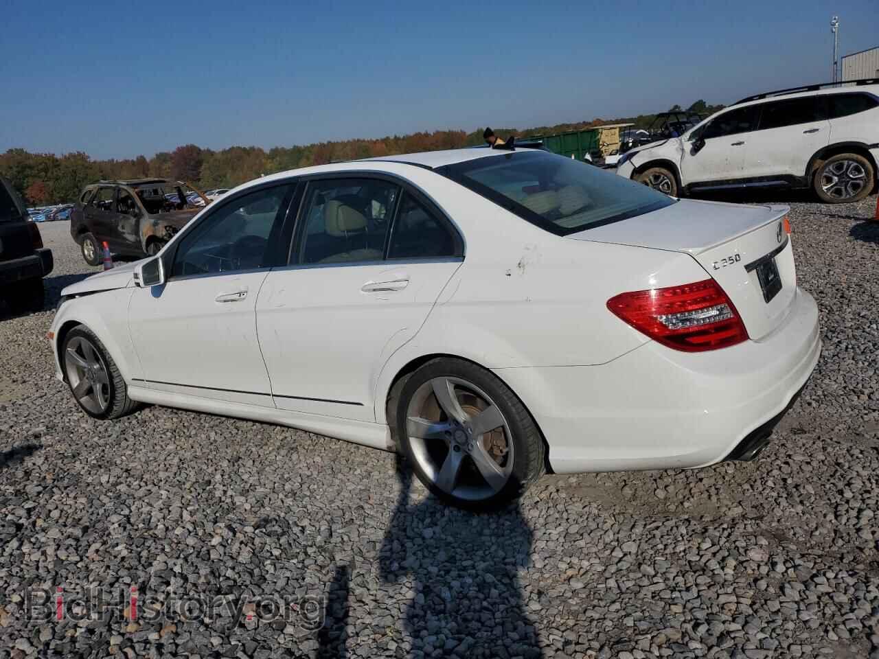 2014 MERCEDES-BENZ C-CLASS - VIN: WDDGF5HB3EA950506 - Фото 2
