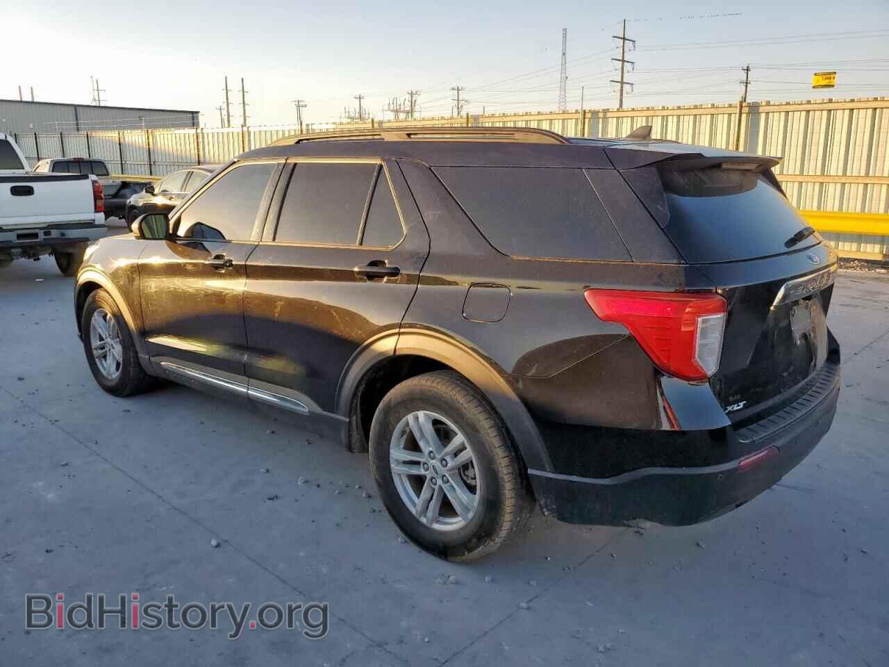 2023 FORD EXPLORER - VIN: 1FMSK7DHXPGB52697 - Фото 2