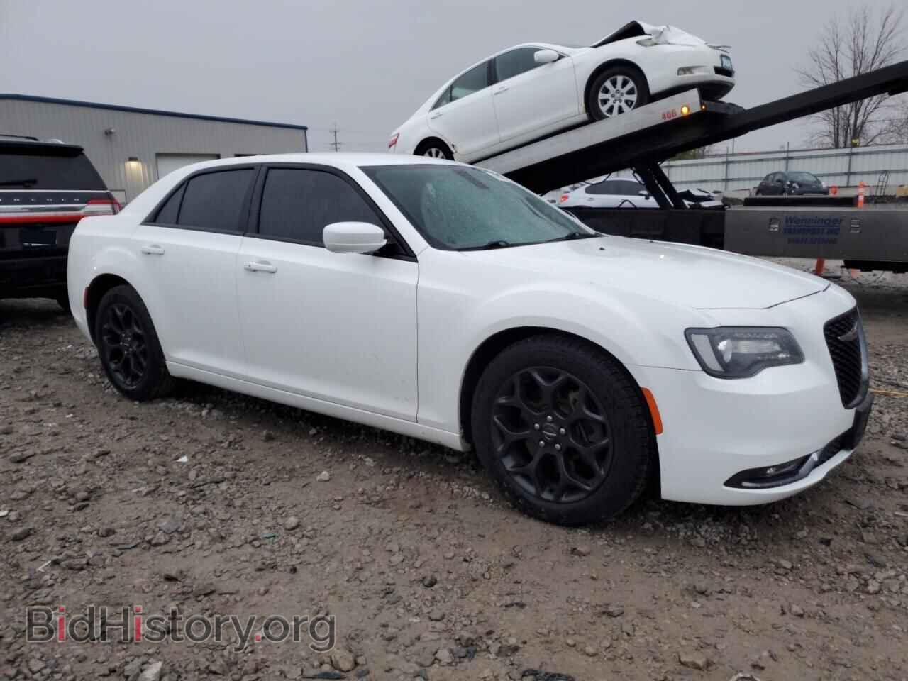 2019 CHRYSLER 300 - VIN: 2C3CCAGG1KH648950 - Фото 4
