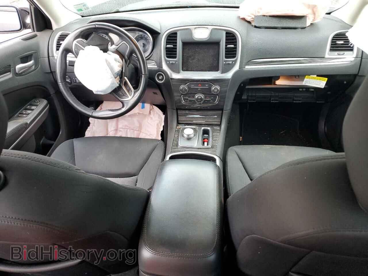 2020 CHRYSLER 300 - VIN: 2C3CCAAG9LH133740 - Фото 8