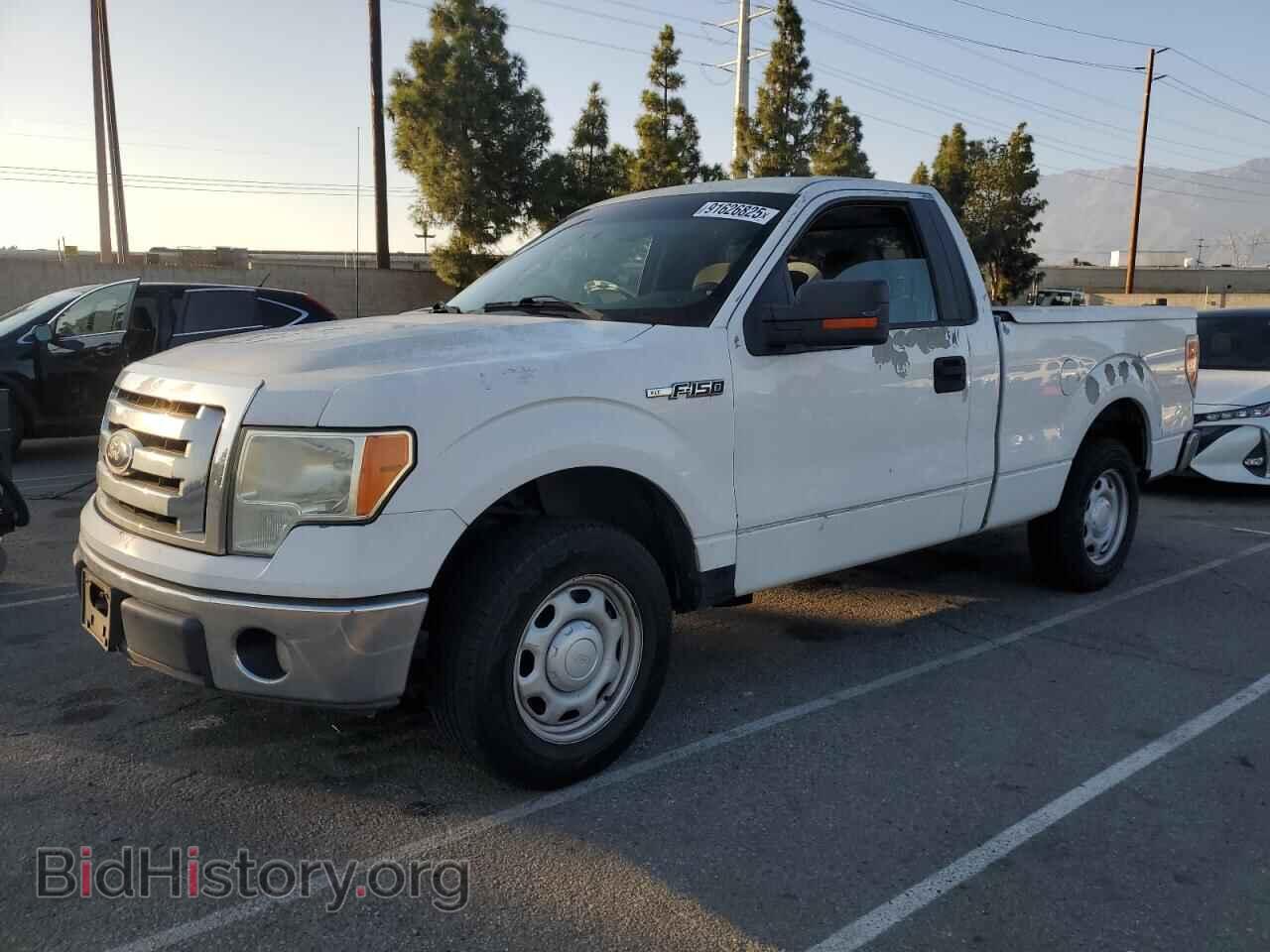 Photo 1FTMF1CW0AKC37230 - FORD All Models 2010