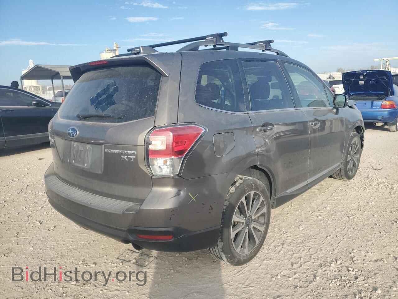 2017 SUBARU FORESTER - VIN: JF2SJGTC4HH411372 - Фото 3