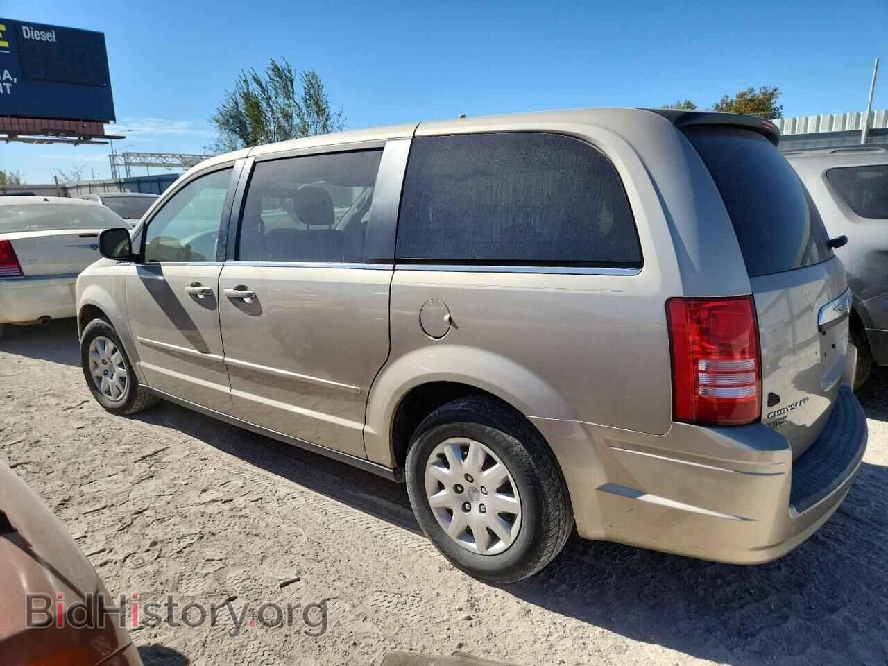 2009 CHRYSLER MINIVAN - VIN: 2A8HR44E99R577448 - Фото 2