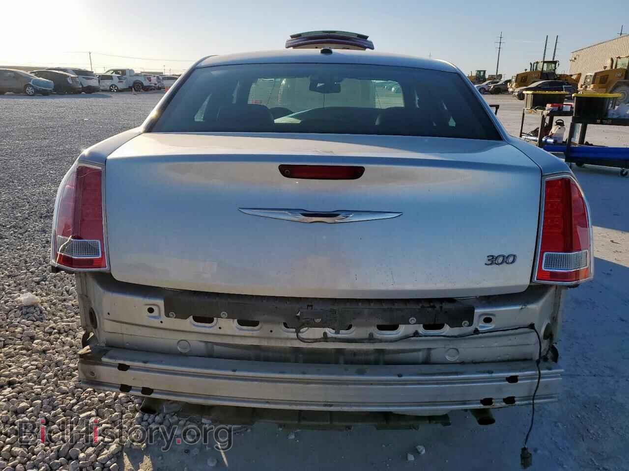 2012 CHRYSLER 300 - VIN: 2C3CCACG2CH246071 - Фото 6