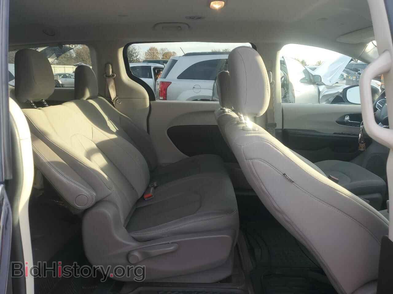2018 CHRYSLER PACIFICA - VIN: 2C4RC1AG7JR121065 - Photo 11