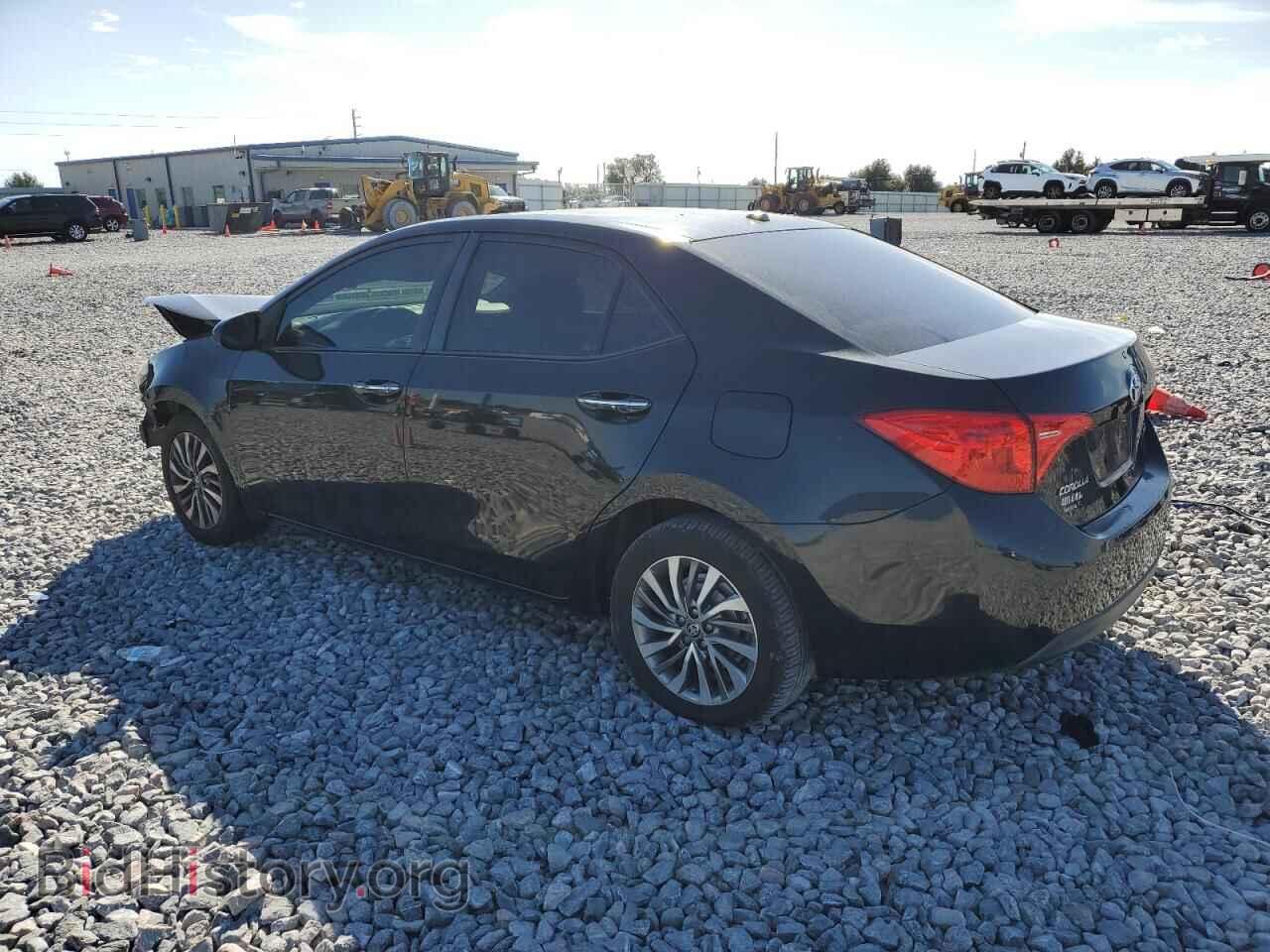 2017 TOYOTA COROLLA - VIN: 2T1BURHEXHC847689 - Фото 2
