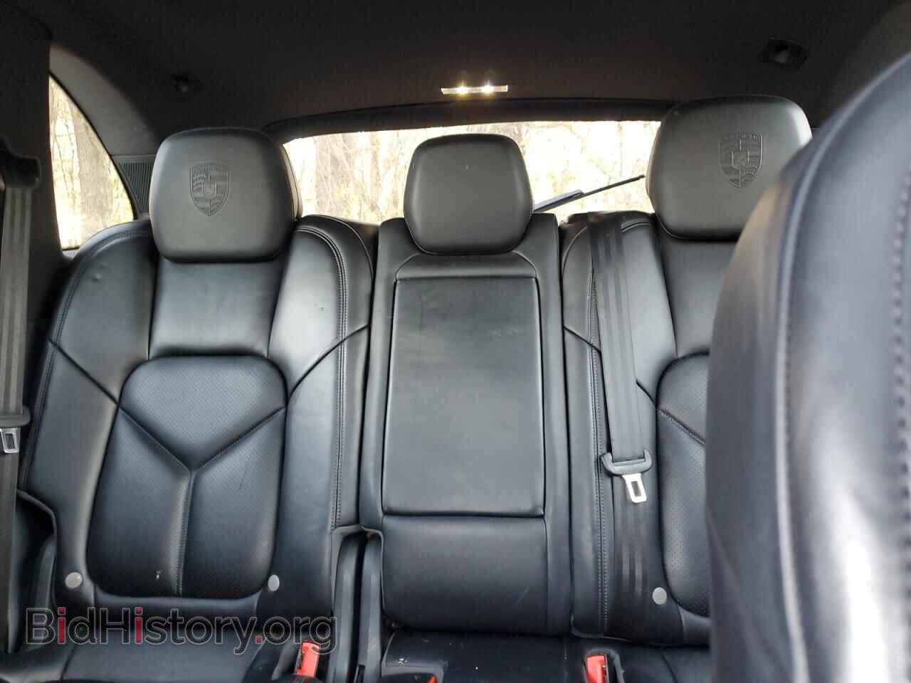 2017 PORSCHE CAYENNE - VIN: WP1AE2A29HLA72504 - Фото 10