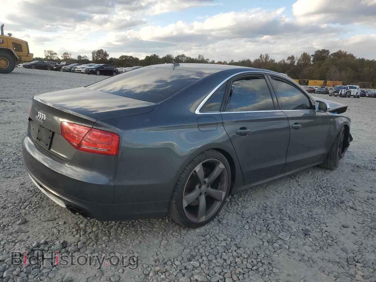 2014 AUDI S8 - VIN: WAUD2AFD0EN003208 - Фото 3