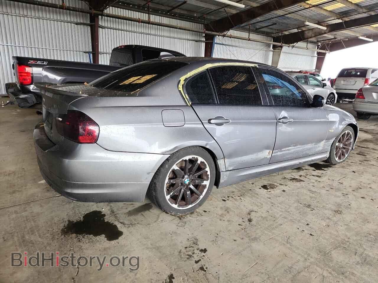 2009 BMW 3 SERIES - VIN: WBAPH53569A435427 - Фото 3