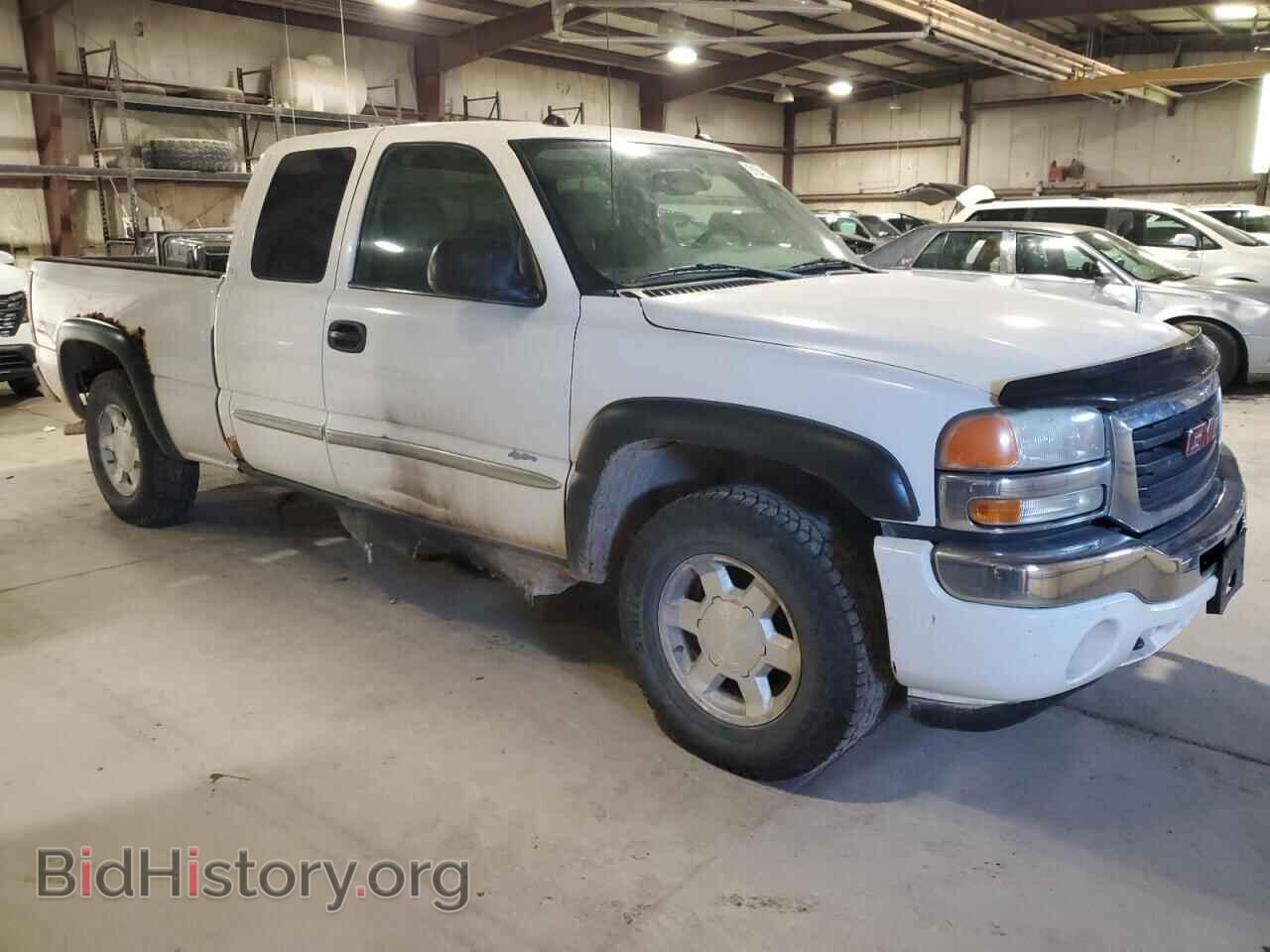2005 GMC SIERRA - VIN: 2GTEK19B151324211 - Фото 4