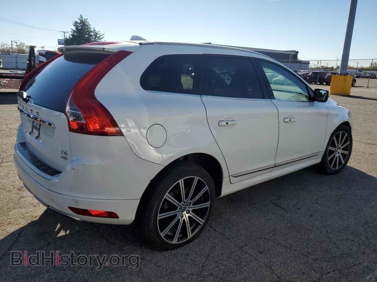 2017 VOLVO XC60 - VIN: YV449MRU3H2024925 - Фото 3