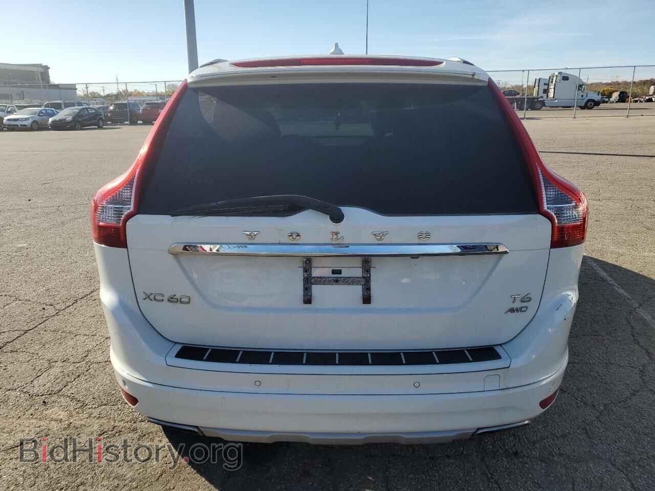 2017 VOLVO XC60 - VIN: YV449MRU3H2024925 - Фото 6