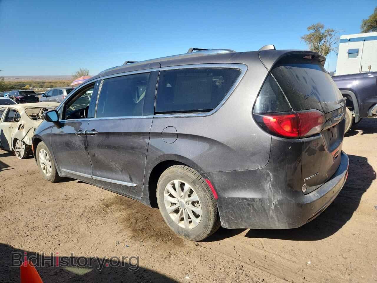 2018 CHRYSLER PACIFICA - VIN: 2C4RC1BG8JR142652 - Фото 2