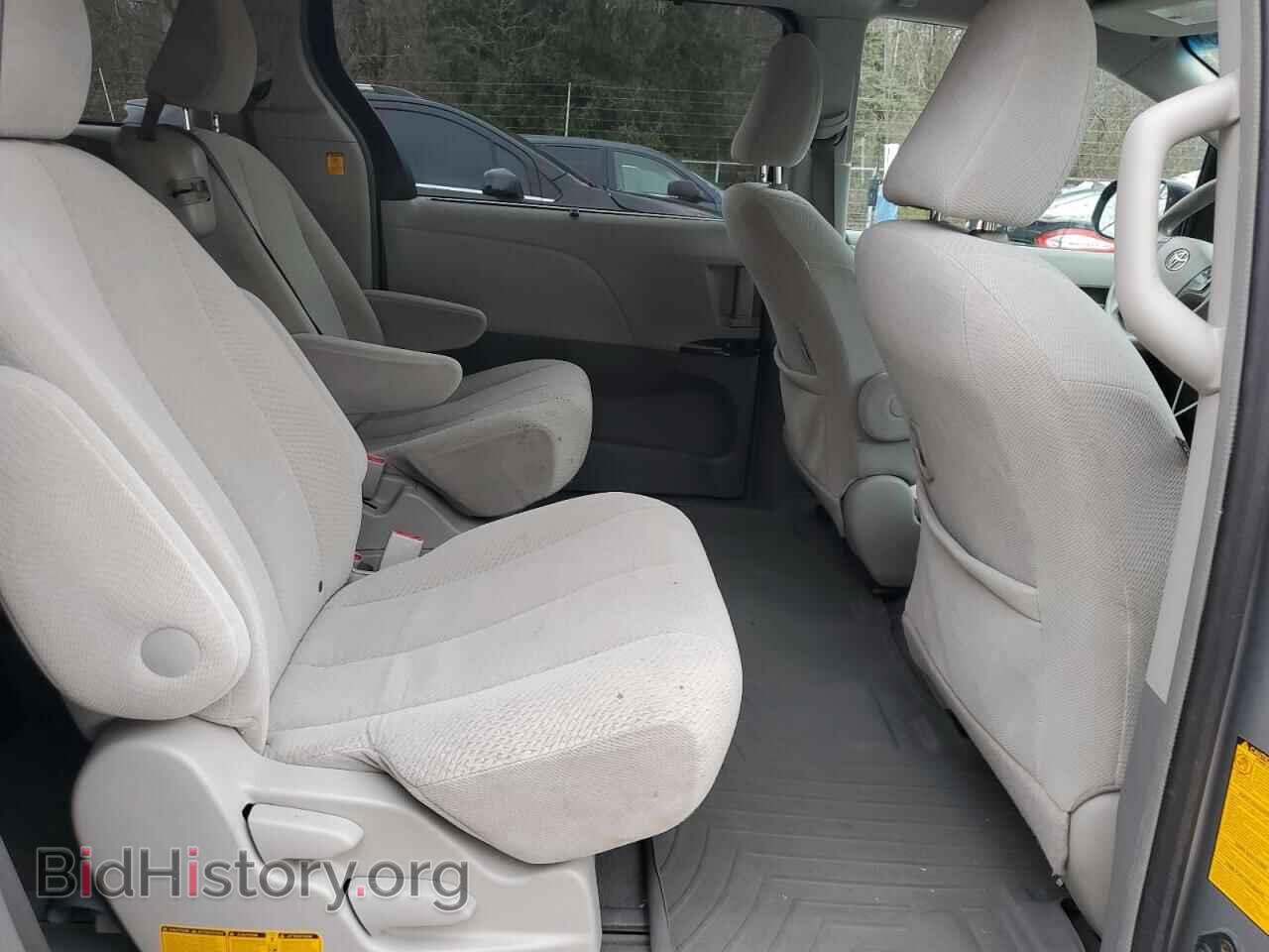 2011 TOYOTA All Models - VIN: 5TDKK3DC6BS068358 - Photo 11
