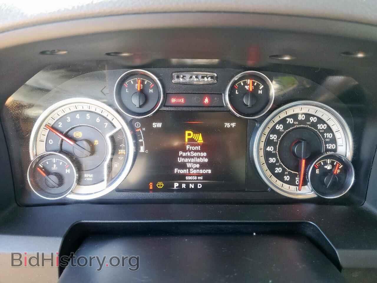 2016 RAM 1500 - VIN: 1C6RR6LT6GS241623 - Фото 9