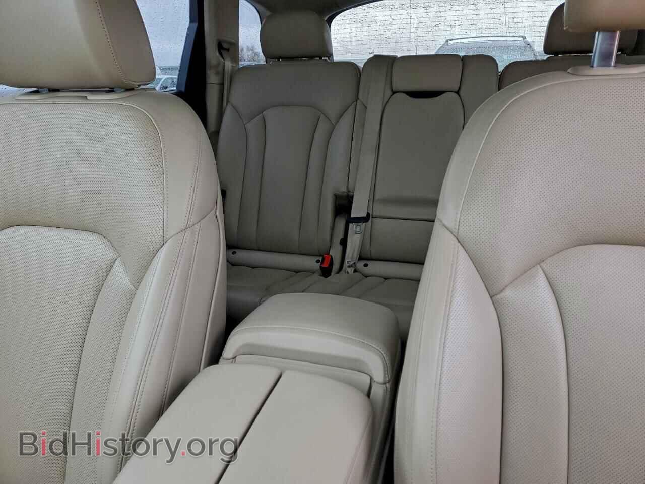 2018 AUDI Q7 - VIN: WA1VAAF76JD023610 - Photo 10