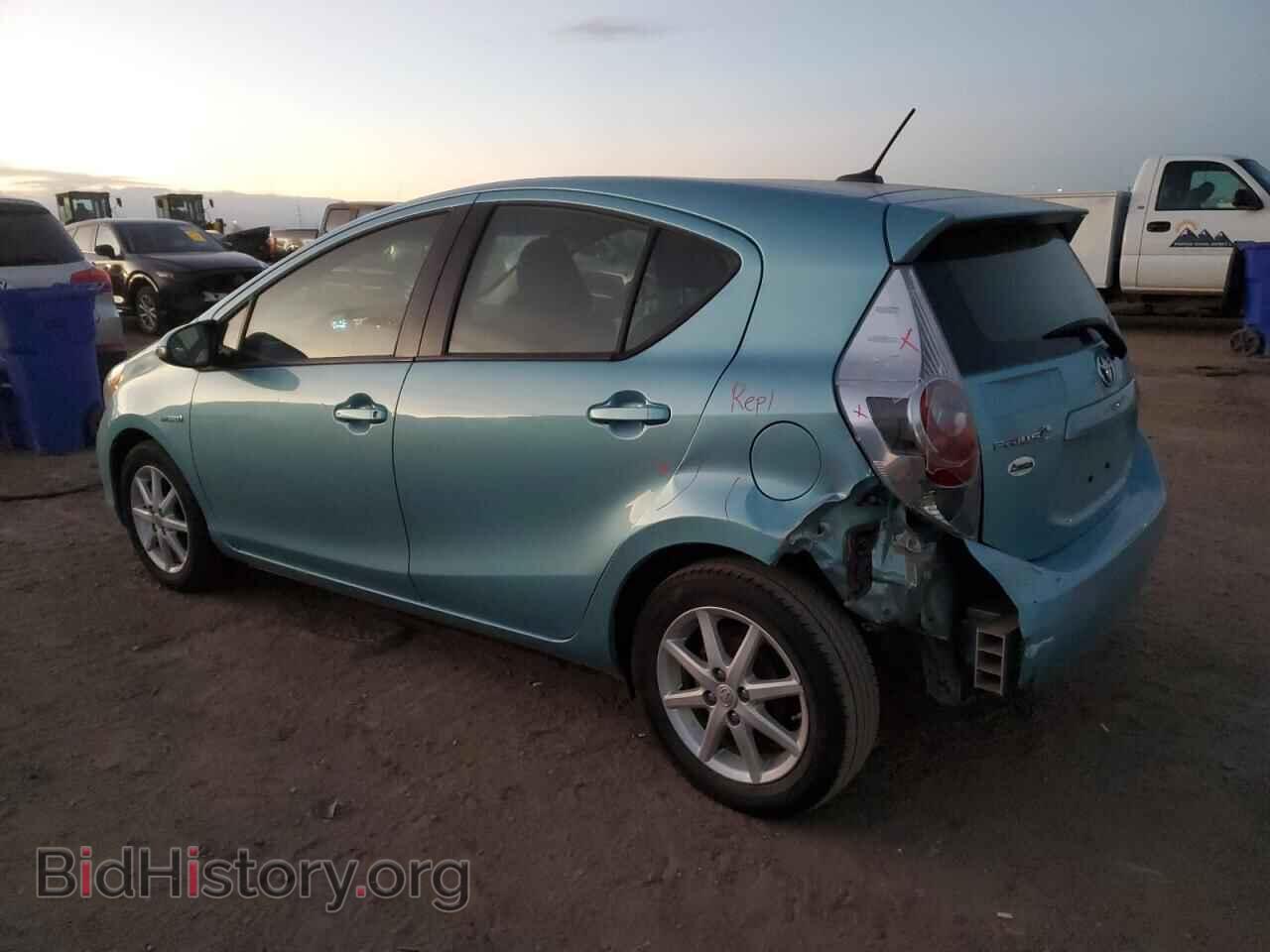 2014 TOYOTA PRIUS - VIN: JTDKDTB36E1063417 - Фото 2
