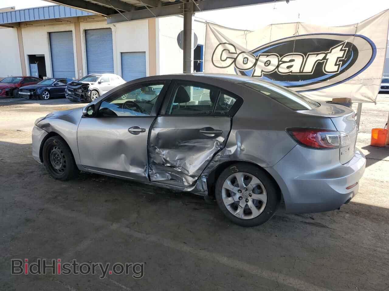 2013 MAZDA 3 - VIN: JM1BL1UPXD1852417 - Photo 2