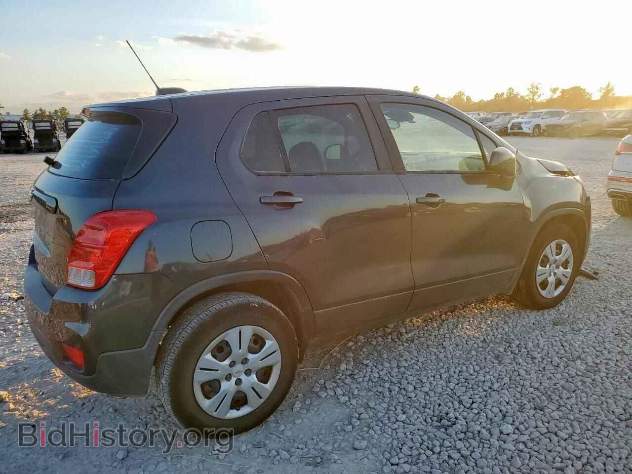 2019 CHEVROLET TRAX - VIN: 3GNCJKSB0KL160557 - Фото 3