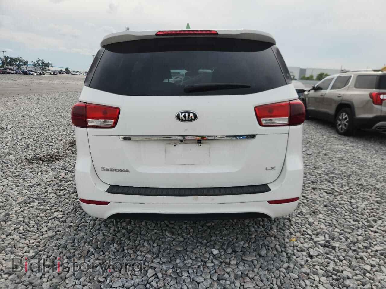 2016 KIA All Models - VIN: KNDMB5C19G6149804 - Фото 6