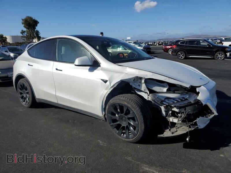 2020 Tesla MODEL Y (VIN 5YJYGDEE8LF021078) — photo 4 of 13