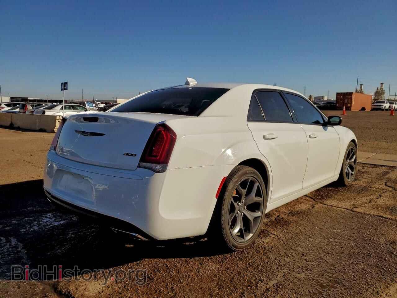 2020 CHRYSLER 300 - VIN: 2C3CCAAG8LH181522 - Фото 3