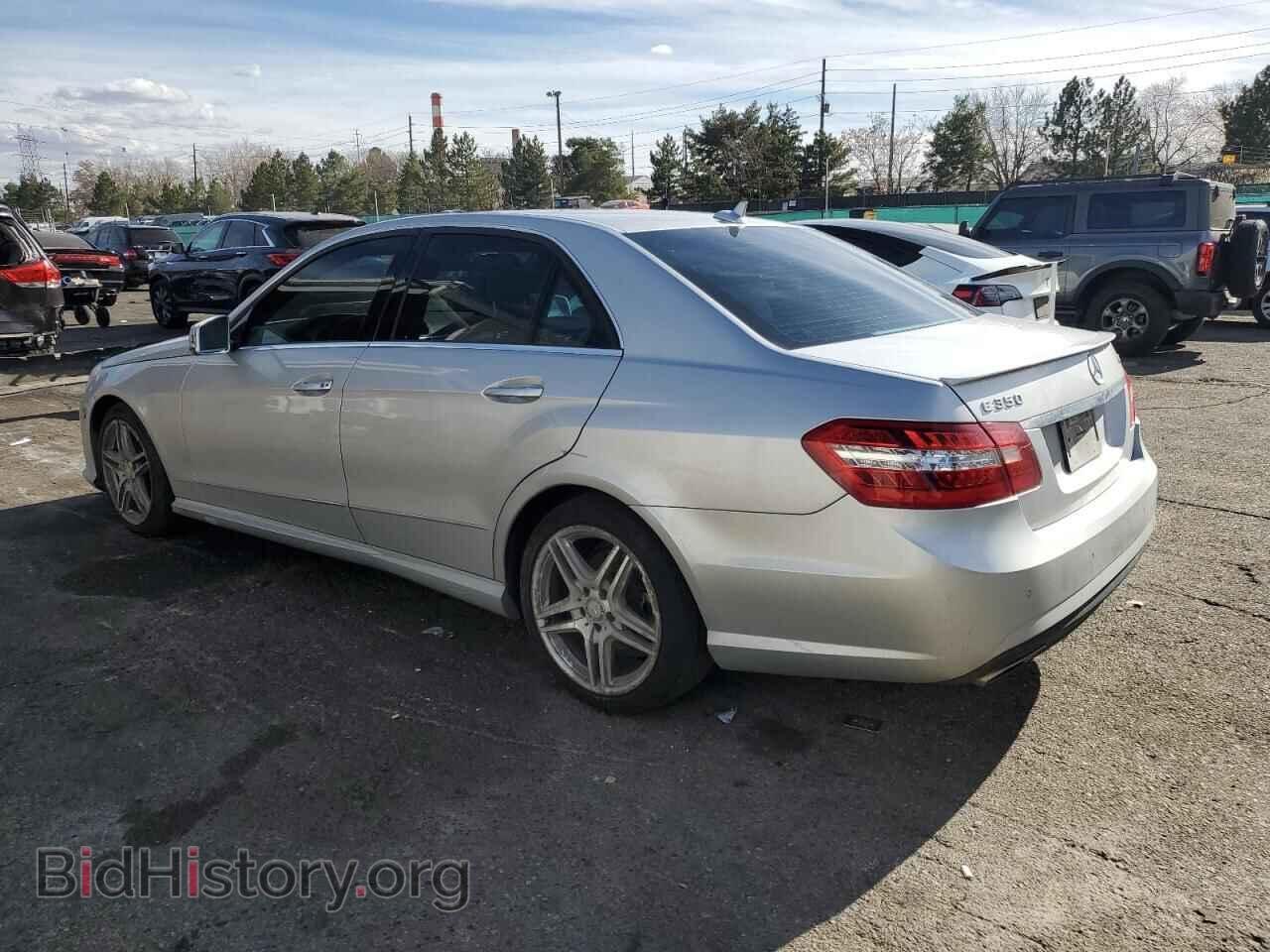 2013 MERCEDES-BENZ E-CLASS - VIN: WDDHF8JB1DA764221 - Фото 2