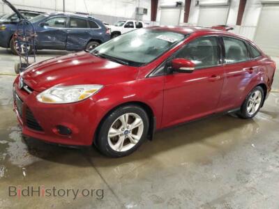 2014 Ford FOCUS SE, красный — VIN 1FADP3F28EL118252, Copart