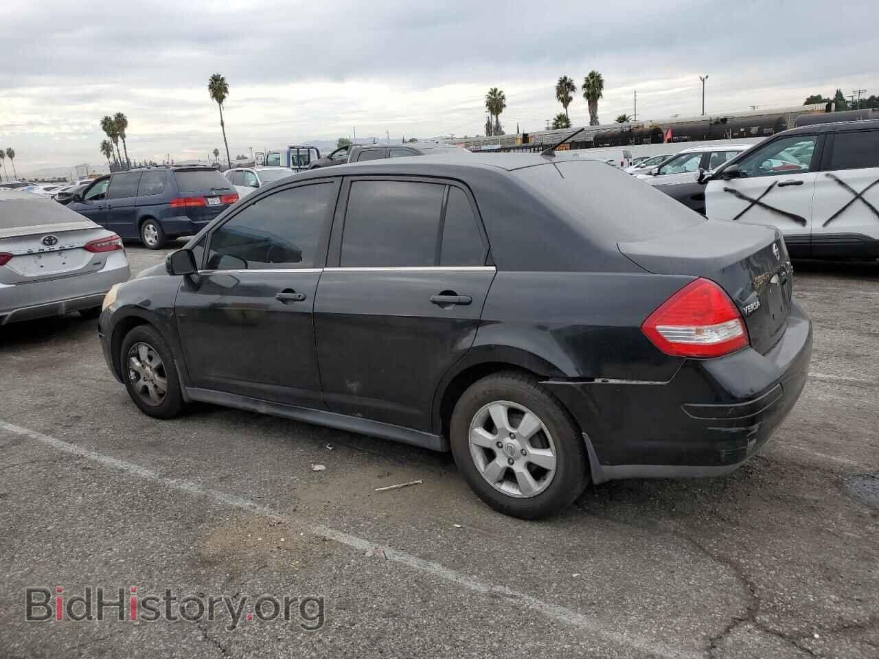 2007 NISSAN VERSA - VIN: 3N1BC11E77L438062 - Фото 2