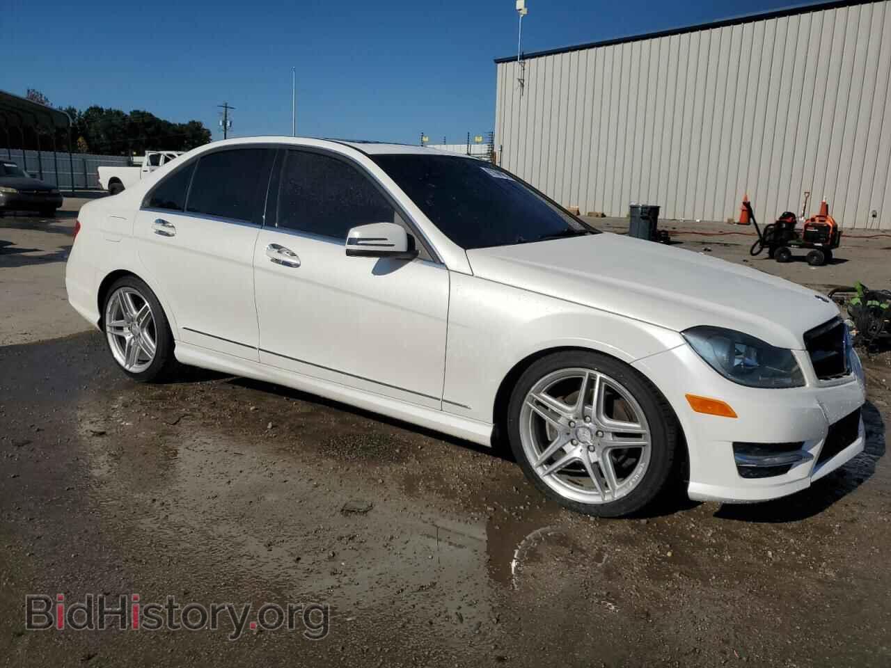 2012 MERCEDES-BENZ C-CLASS - VIN: WDDGF8BB0CR213448 - Фото 4