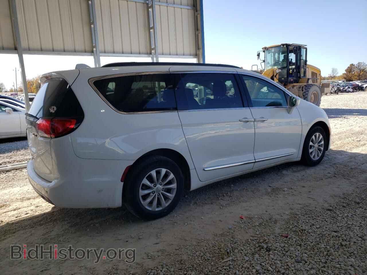 2017 CHRYSLER PACIFICA - VIN: 2C4RC1BG1HR539663 - Фото 3