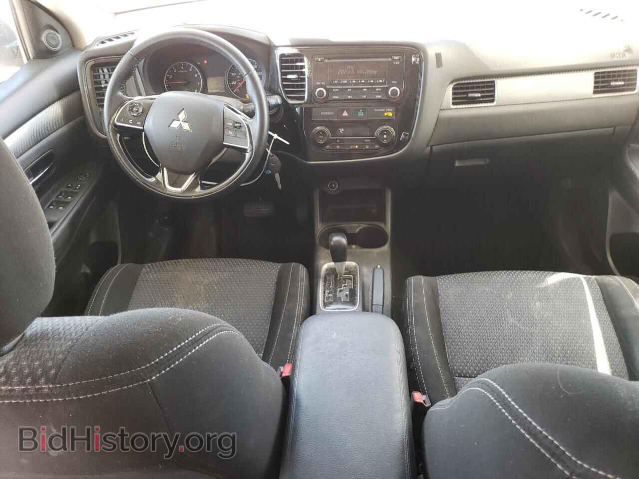 2016 MITSUBISHI OUTLANDER - VIN: JA4AD2A32GZ058348 - Фото 8