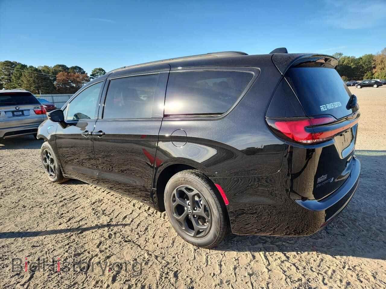 2025 CHRYSLER PACIFICA - VIN: 2C4RC1S77SR576403 - Фото 2