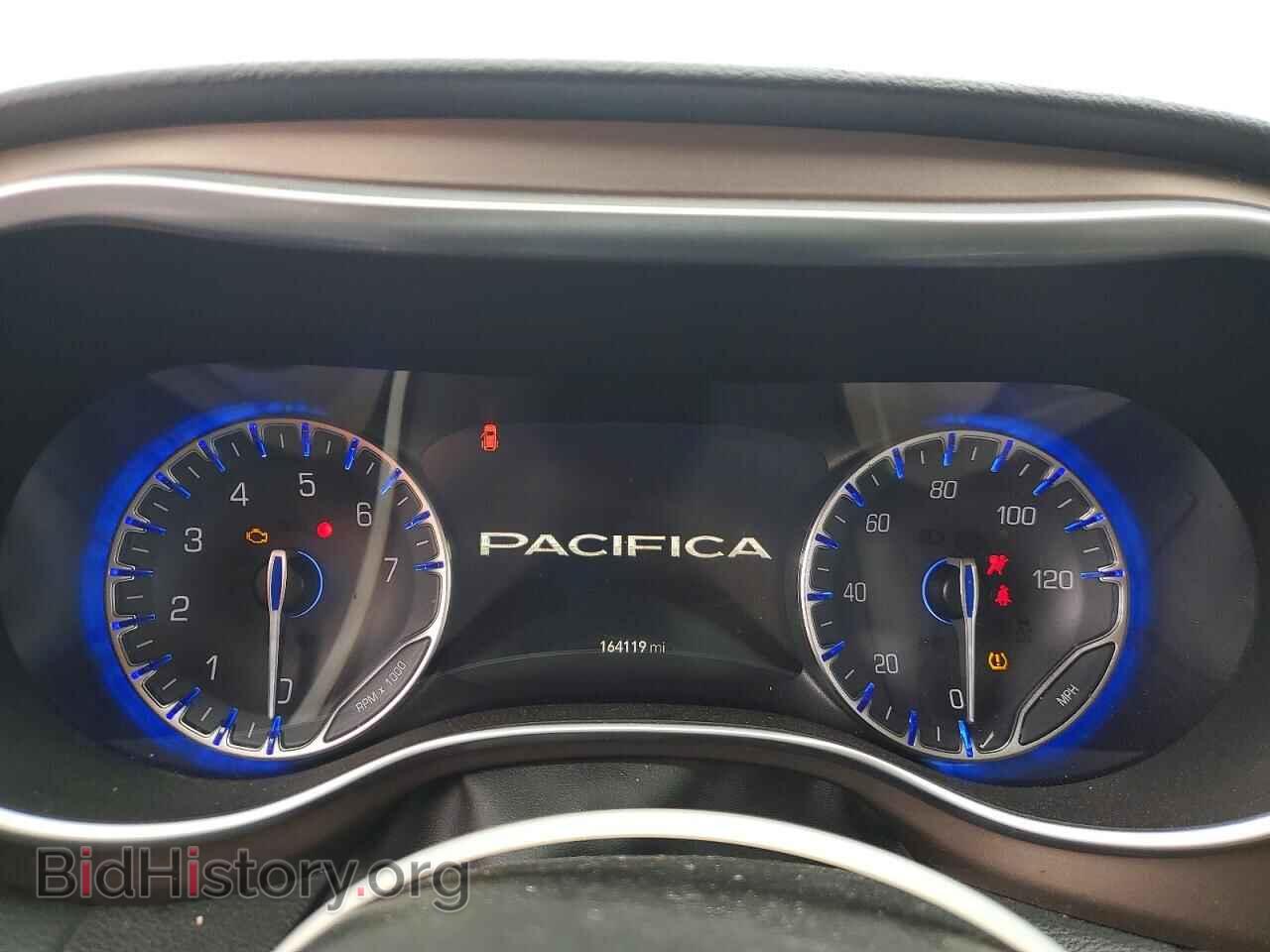 2018 CHRYSLER PACIFICA - VIN: 2C4RC1EG1JR116681 - Photo 9
