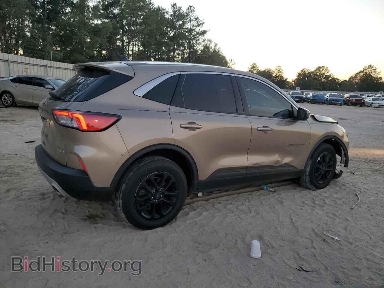 2020 FORD ESCAPE - VIN: 1FMCU9G65LUA84616 - Фото 3