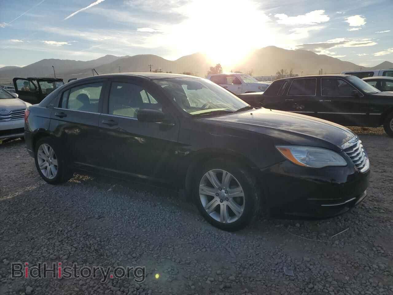 2012 CHRYSLER 200 - VIN: 1C3CCBAB1CN318446 - Фото 4