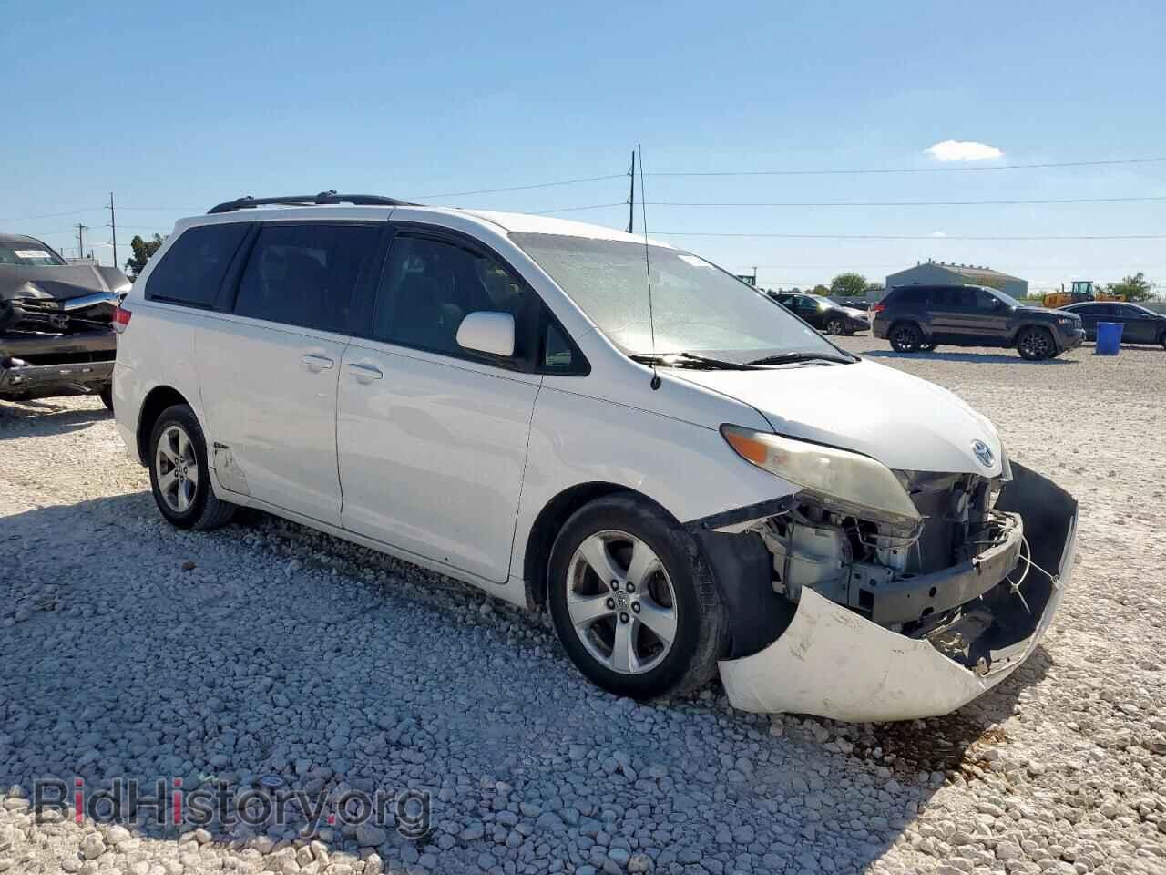 2012 TOYOTA All Models - VIN: 5TDKK3DC1CS221360 - Фото 4