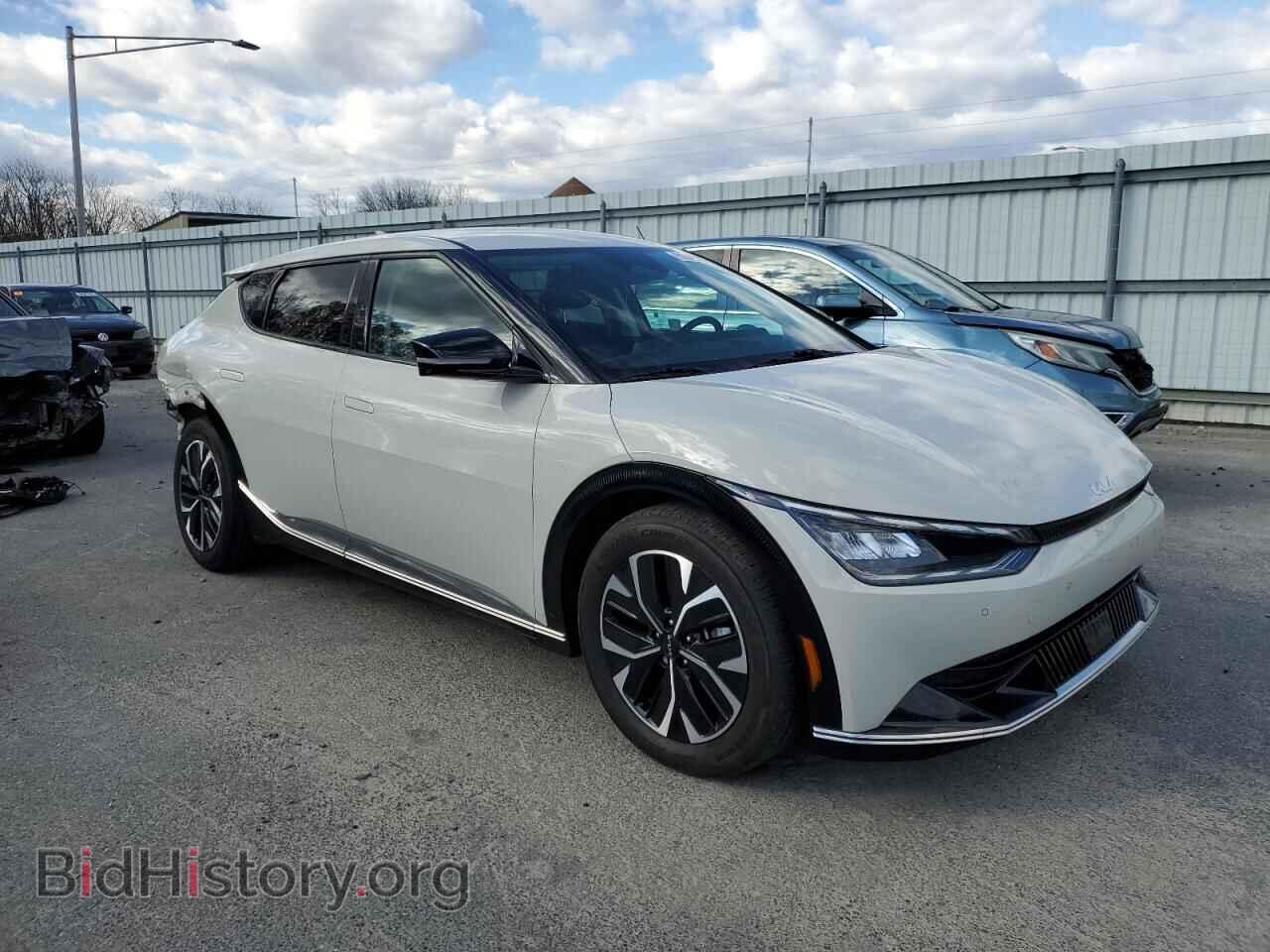 2022 KIA EV6 LIGHT - VIN: KNDC3DLC6N5073532 - Photo 4