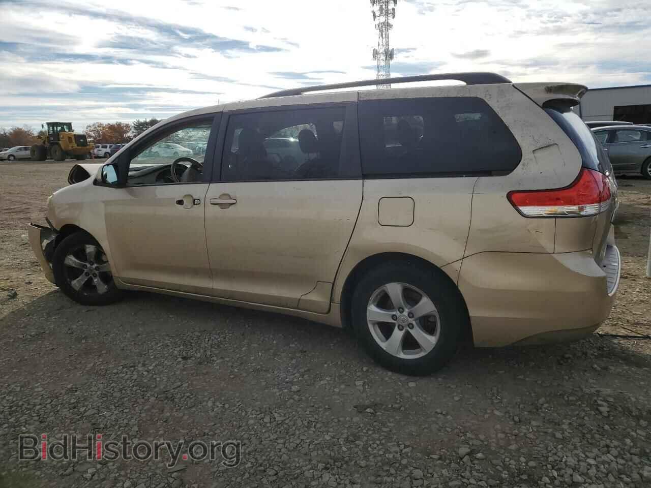 2012 TOYOTA All Models - VIN: 5TDKK3DC1CS222508 - Фото 2