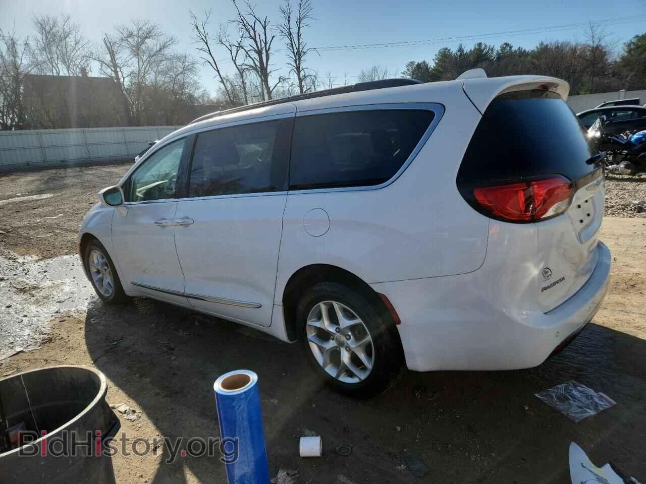 2017 CHRYSLER PACIFICA - VIN: 2C4RC1BG6HR543806 - Фото 2