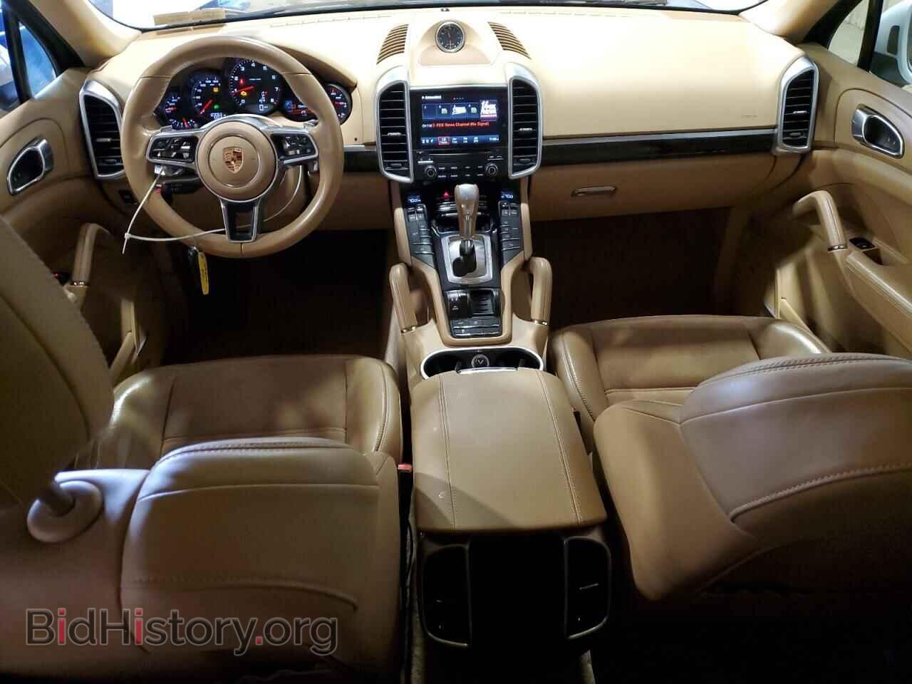 2017 PORSCHE CAYENNE - VIN: WP1AA2A22HKA82180 - Фото 8