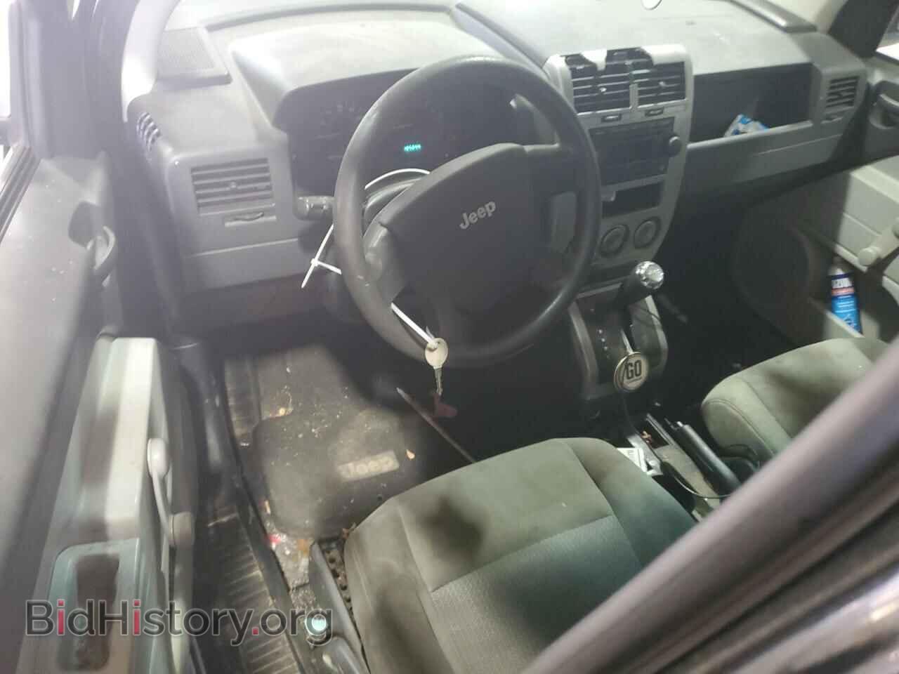 2007 JEEP COMPASS - VIN: 1J8FT47WX7D196544 - Фото 8