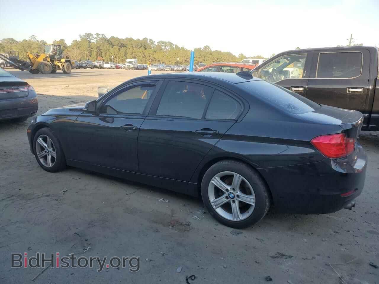 2013 BMW 3 SERIES - VIN: WBA3C1C58DF442526 - Фото 2